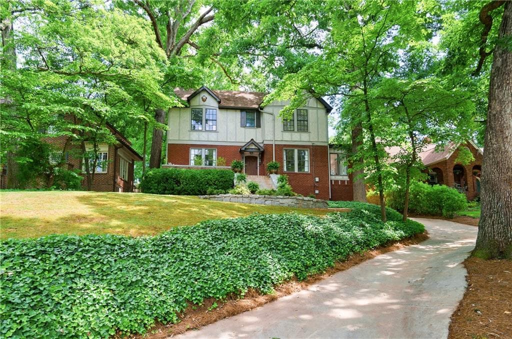 4 bedroom, 3 bathroom, 3,050 sq ft single family residence sold at 591 E Morningside Drive, Atlanta, GA 30324