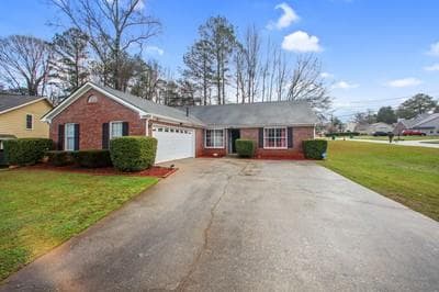 4050 Chapel Mill Bend, Decatur, GA 30034 — most recent listing photo