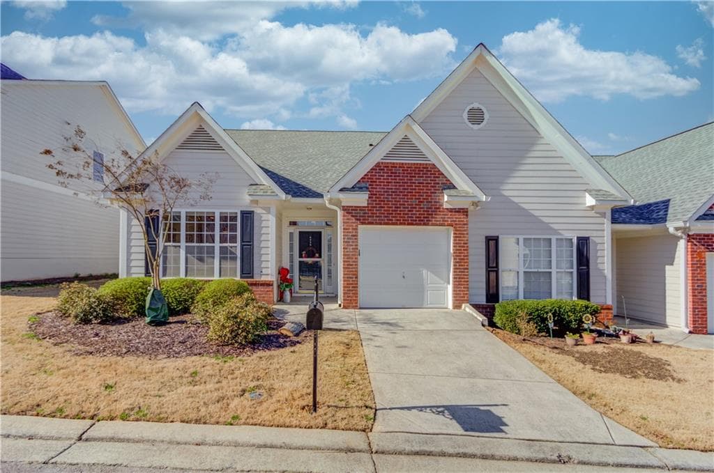 6320 Shoreview Circle, Flowery Branch, GA 30542 — most recent listing photo