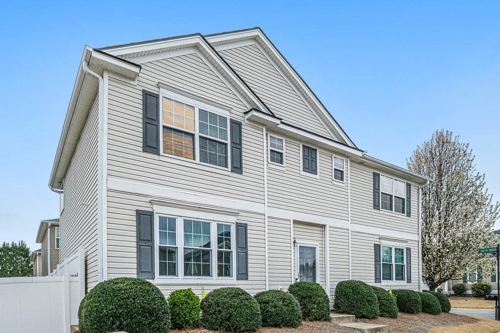 3912 Cutler Donahoe Way, Cumming, GA 30040 — most recent listing photo
