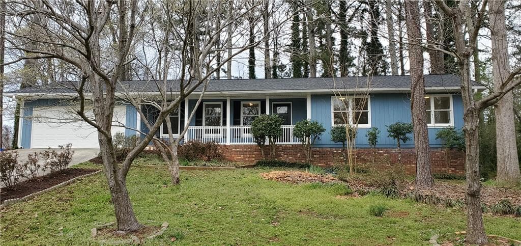 3 bedroom, 2 bathroom, 1,518 sq ft single family residence sold at 2298 Cascade Drive, Acworth, GA 30102