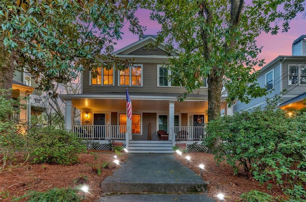 3 bedroom, 4 bathroom, 2,022 sq ft townhouse sold at 823 Edgewood Avenue B, Atlanta, GA 30307