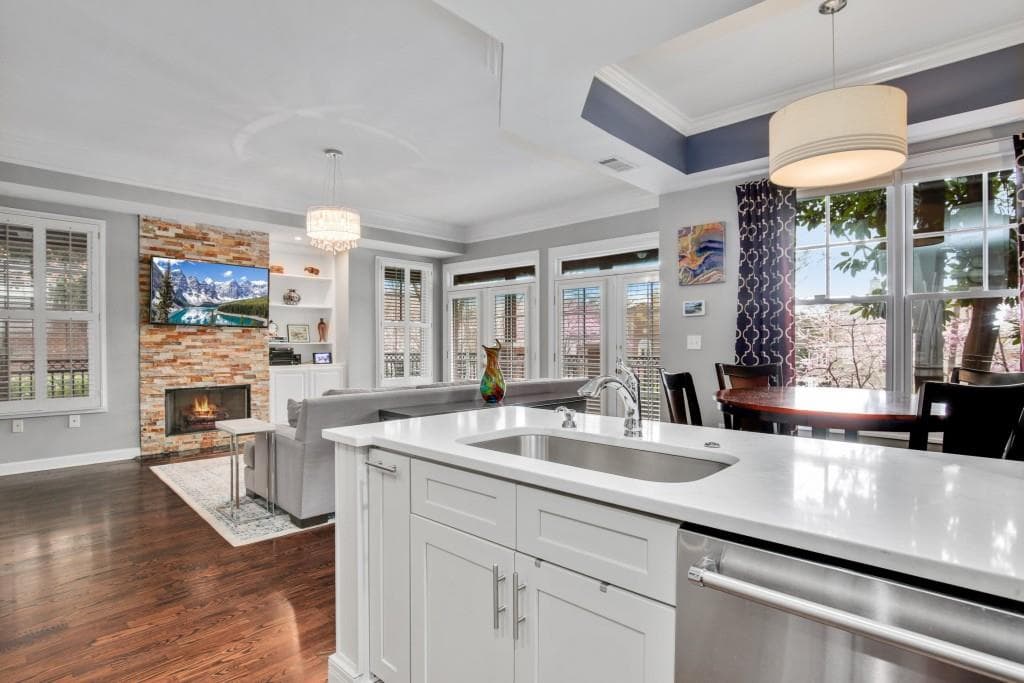 2 bedroom, 3 bathroom, 1,652 sq ft condominium sold at 850 Piedmont Avenue 3107, Atlanta, GA 30308