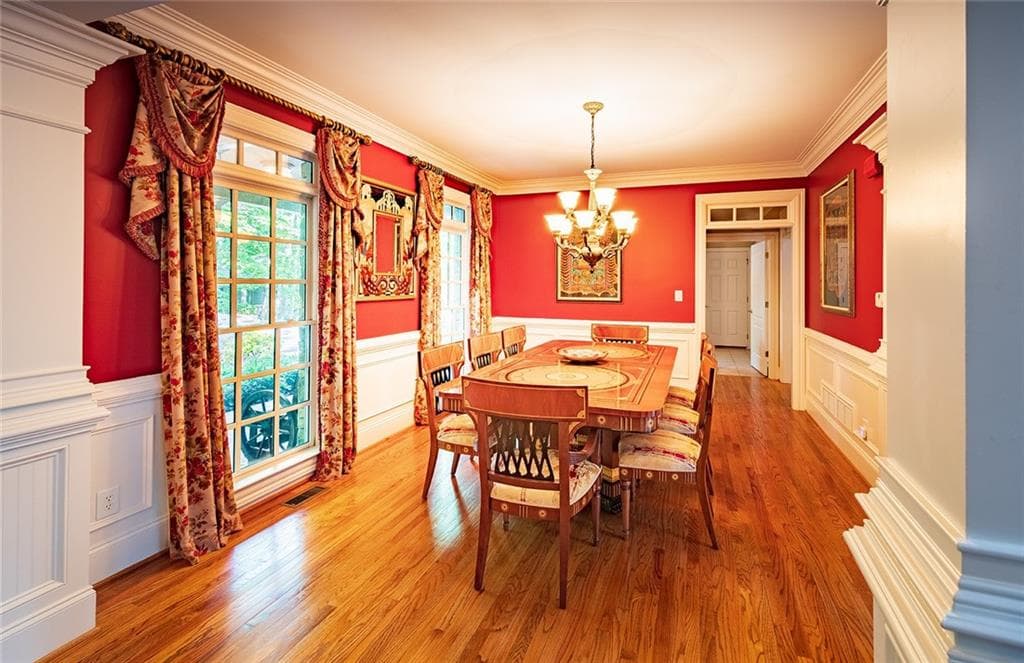 5 bedroom, 6 bathroom, 5,245 sq ft single family residence under contract at 28 Tanager Way, Big Canoe, GA 30143 — photo 10