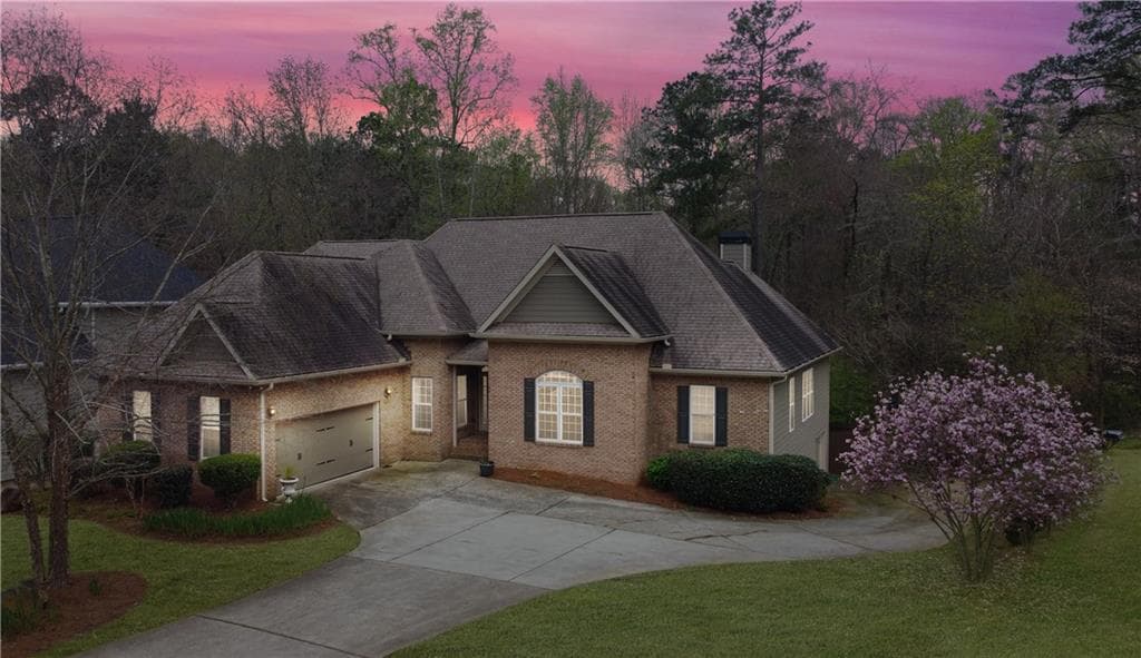 5 bedroom, 5 bathroom, 2,928 sq ft single family residence sold at 186 Thorn Creek Way, Dallas, GA 30157