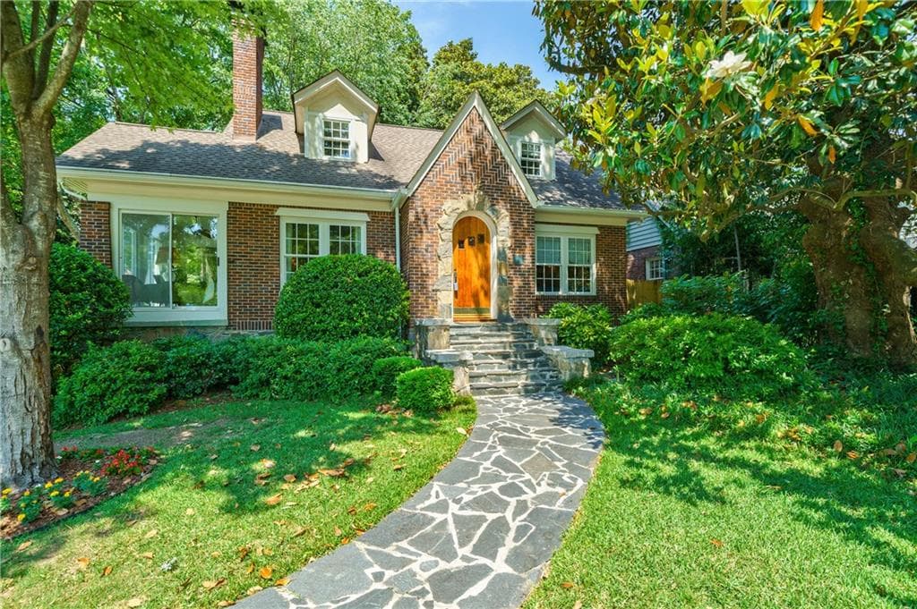 4 bedroom, 3 bathroom, 2,256 sq ft single family residence sold at 281 Rumson Road, Atlanta, GA 30305