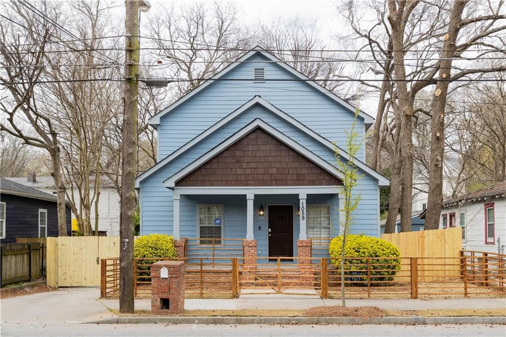 4 bedroom, 3 bathroom, 2,321 sq ft single family residence sold at 1059 MCDANIEL Street, Atlanta, GA 30310