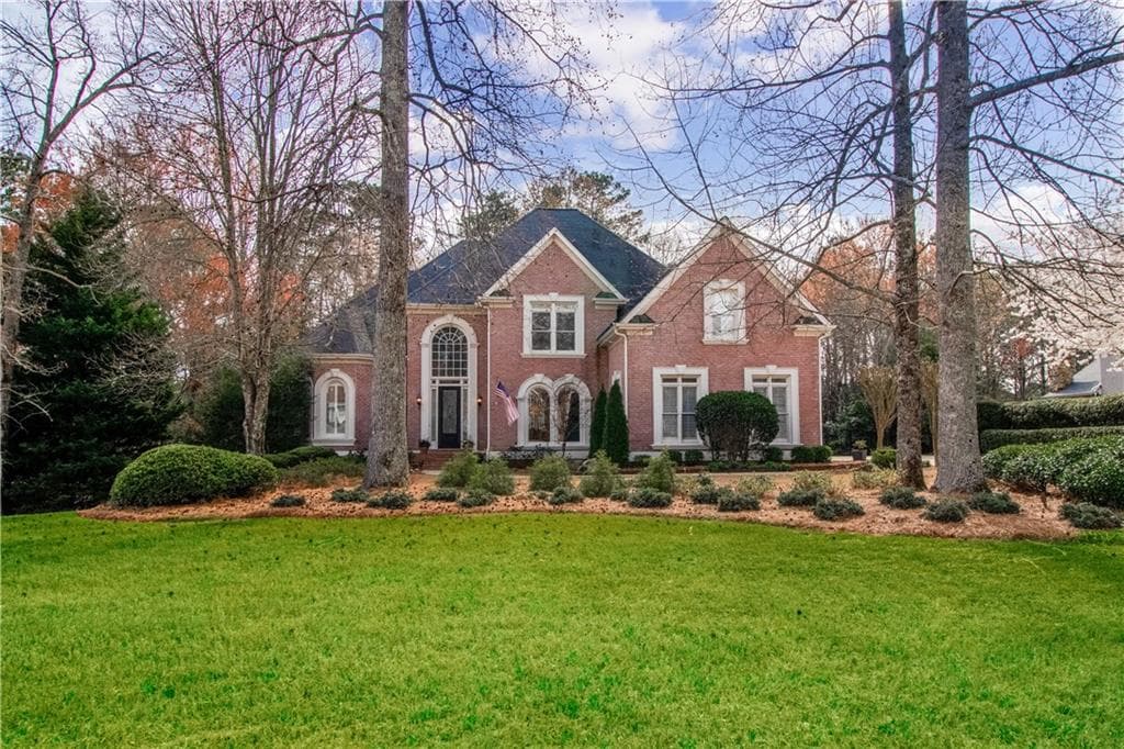 6 bedroom, 8 bathroom, 4,395 sq ft single family residence sold at 3140 Greatwood Crossing, Alpharetta, GA 30005
