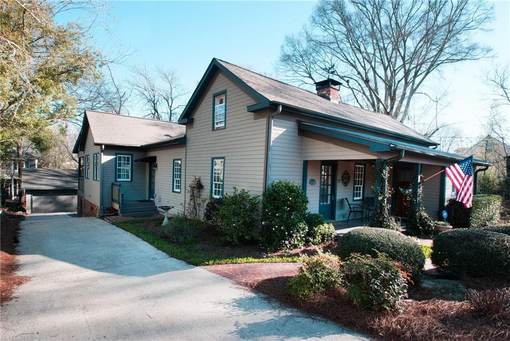 72 Sloan ST, Roswell, GA 30075 — most recent listing photo