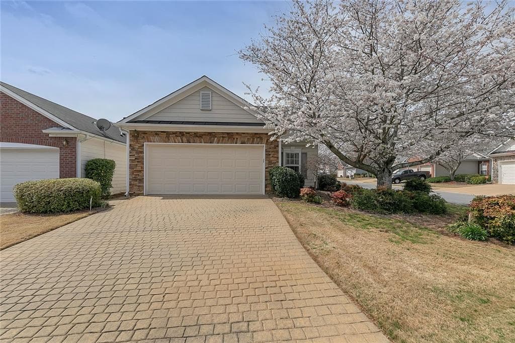 2 bedroom, 2 bathroom, 1,568 sq ft condominium sold at 1418 Raven Rock Trail, Kennesaw, GA 30152