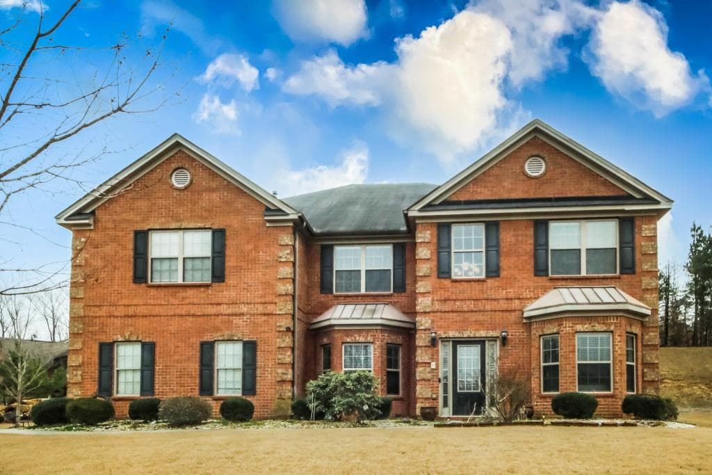 6483 Foggy Oak Drive, Fairburn, GA 30213 — most recent listing photo
