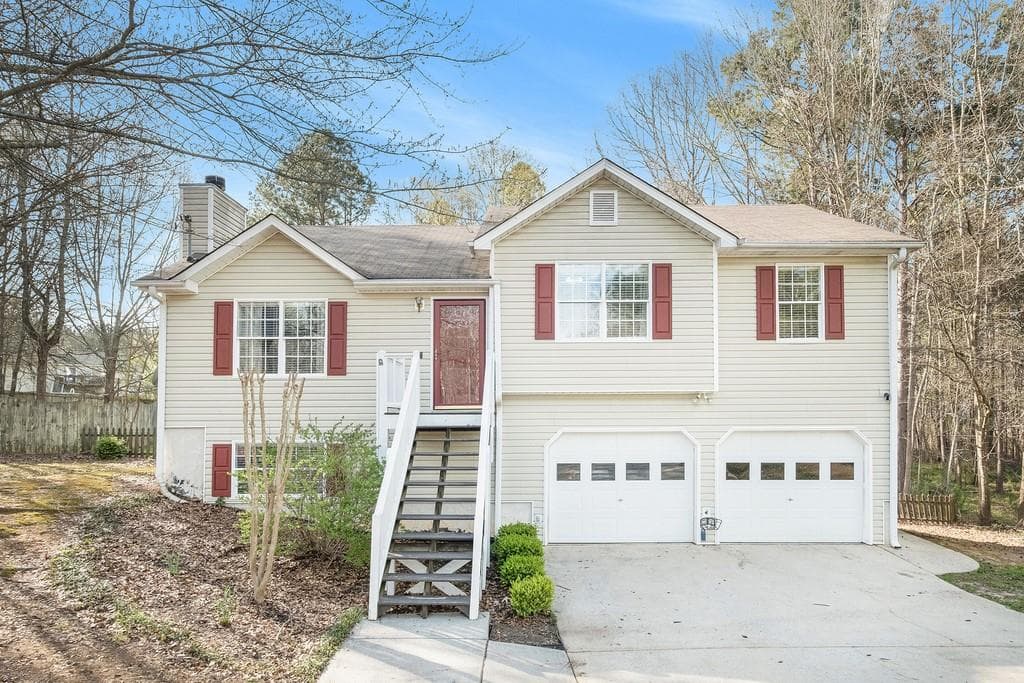 3 bedroom, 2 bathroom, 1,265 sq ft single family residence sold at 64 Streamview Trail, Douglasville, GA 30134