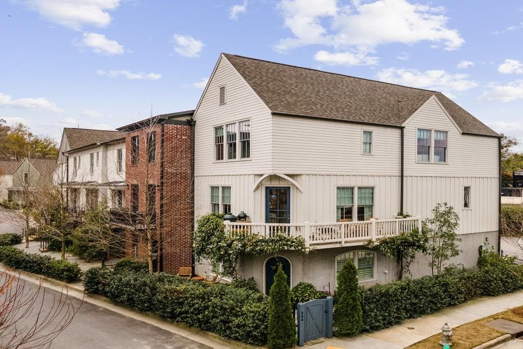 3 bedroom, 4 bathroom, 2,372 sq ft townhouse sold at 544 Bismark Road, Atlanta, GA 30324