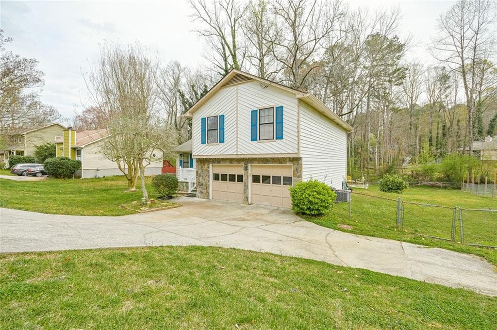 561 CANDLEWICK Lane, Lilburn, GA 30047 — most recent listing photo