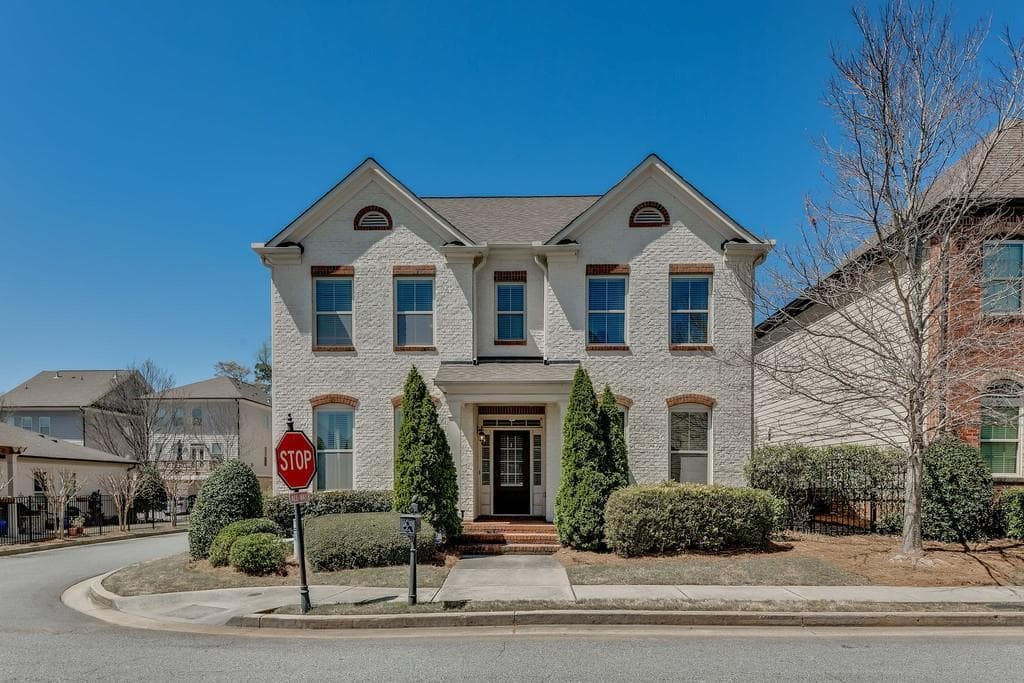 4 bedroom, 3 bathroom, 2,870 sq ft single family residence sold at 7440 Winthrop Road, Alpharetta, GA 30005
