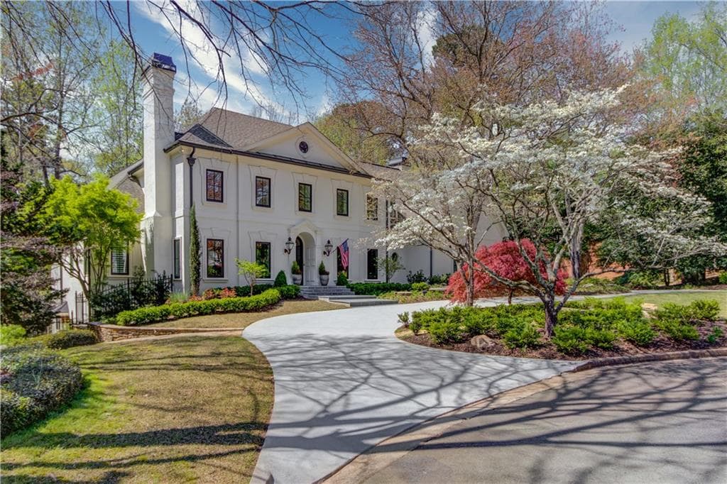 5250 Woodridge Forest Trail, Sandy Springs, GA 30327 — most recent listing photo