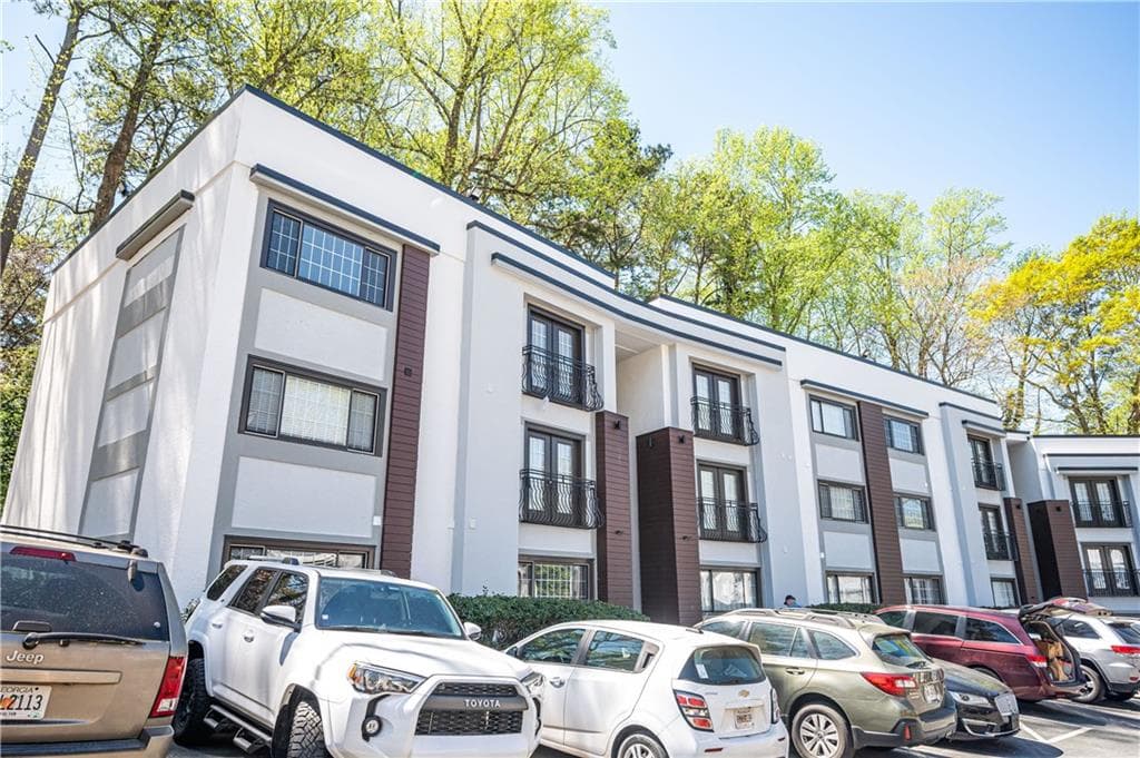 2 bedroom, 2 bathroom, 1,060 sq ft condominium sold at 1445 Monroe Drive B1, Atlanta, GA 30324