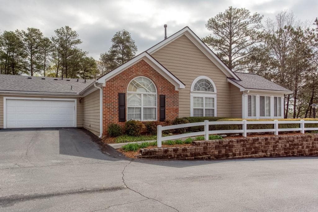 906 Burnt Hickory Circle #7, Marietta, GA 30064 — most recent listing photo