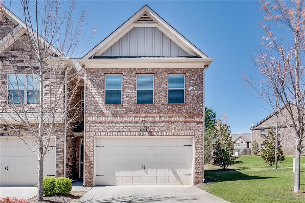 10596 Naramore Lane, Johns Creek, GA 30022 — most recent listing photo