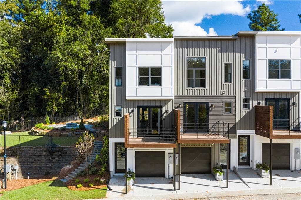 1330 Eastland Rd 3, Atlanta, GA 30316 — most recent listing photo