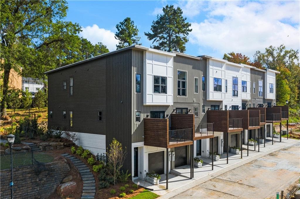 1330 Eastland Road 6, Atlanta, GA 30316 — most recent listing photo