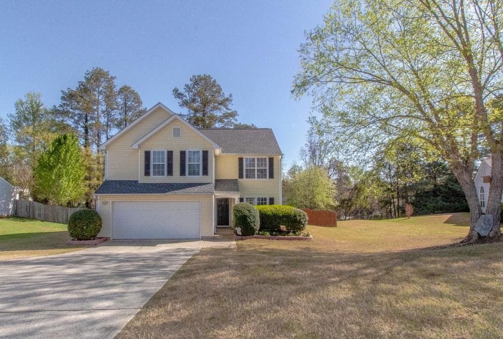 1642 Maple Trace Ct, Grayson, GA 30017 — most recent listing photo
