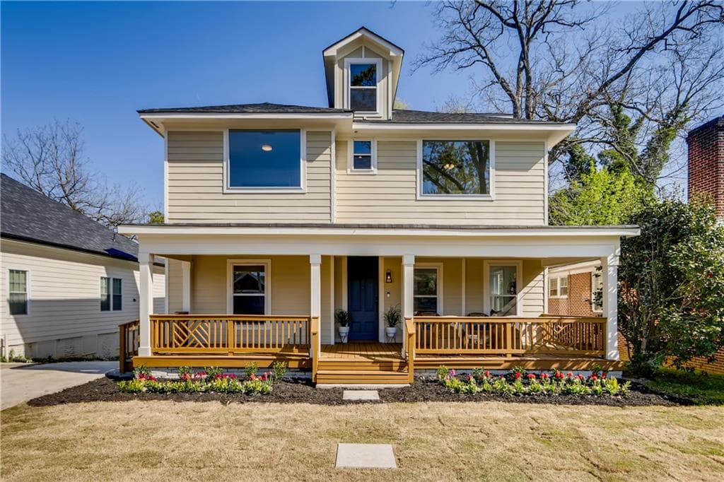 4 bedroom, 4 bathroom, 2,991 sq ft single family residence sold at 1227 Avon Avenue, Atlanta, GA 30310