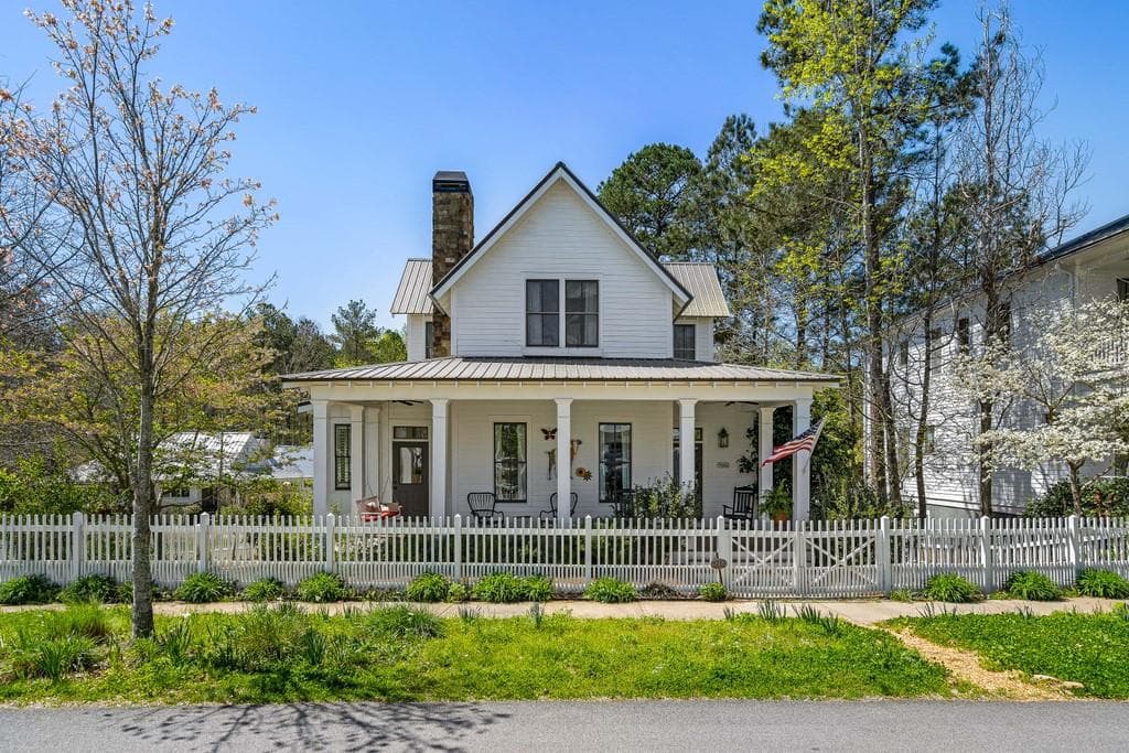 9213 Selborne Lane, Chattahoochee Hills, GA 30268 — most recent listing photo