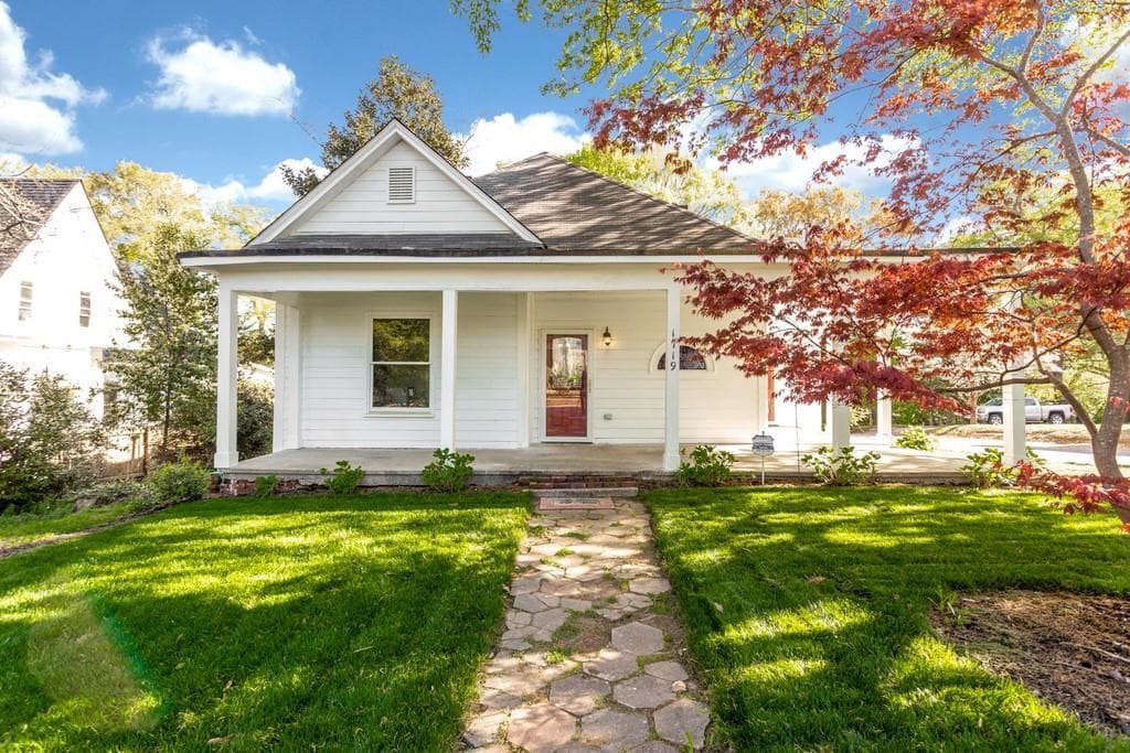 1719 W Forrest Avenue, East Point, GA 30344 — most recent listing photo