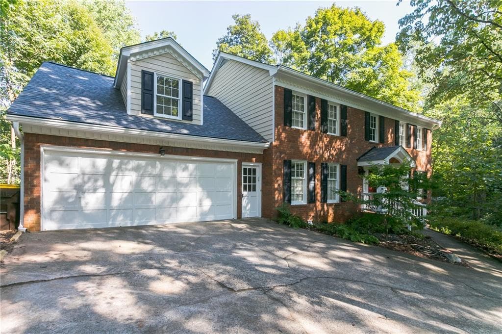 325 Balboa Court, Sandy Springs, GA 30342 — most recent listing photo