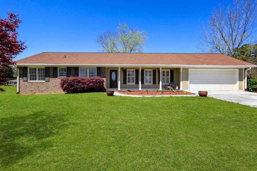 2161 Alamo Court, Snellville, GA 30078 — most recent listing photo