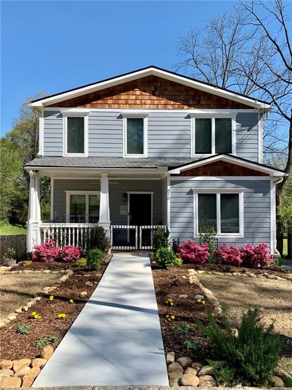 5 bedroom, 4 bathroom, 2,600 sq ft single family residence sold at 616 FEDERAL Terrace, Atlanta, GA 30315