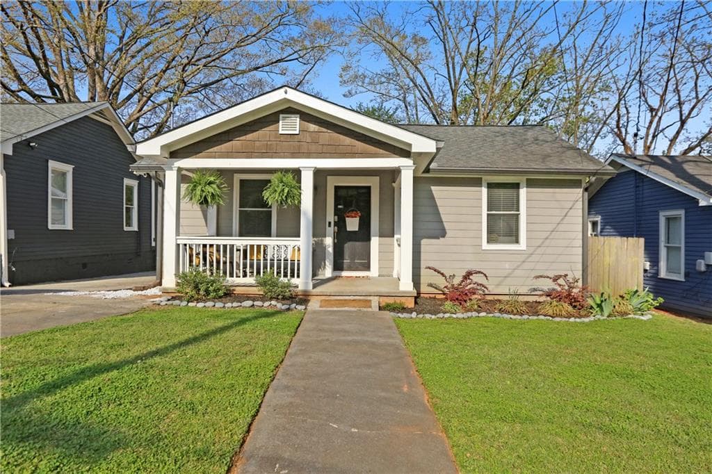 3 bedroom, 2 bathroom single family residence sold at 481 Pasley Avenue, Atlanta, GA 30316