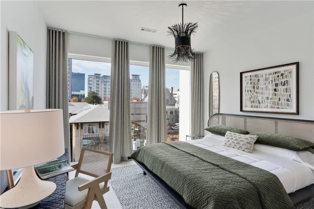 1 bedroom, 1 bathroom condominium sold at 775 Juniper Street 614, Atlanta, GA 30308