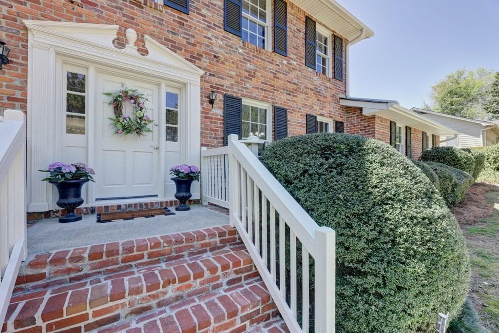 1365 Witham Drive, Dunwoody, GA 30338 — most recent listing photo
