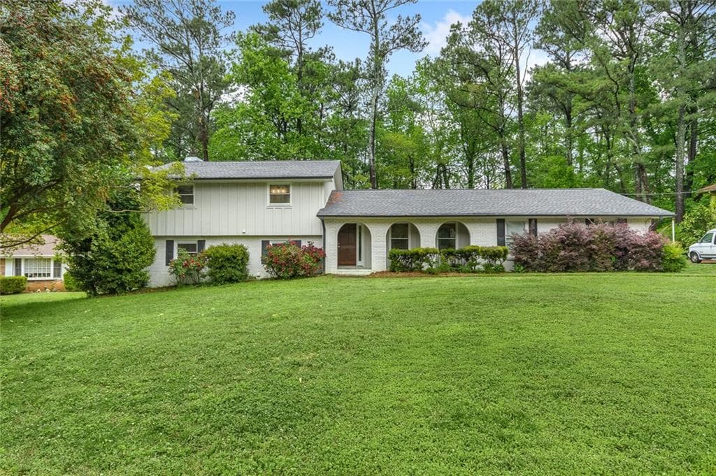 4 bedroom, 3 bathroom, 2,104 sq ft single family residence sold at 2411 Maclaren Circle, Atlanta, GA 30360