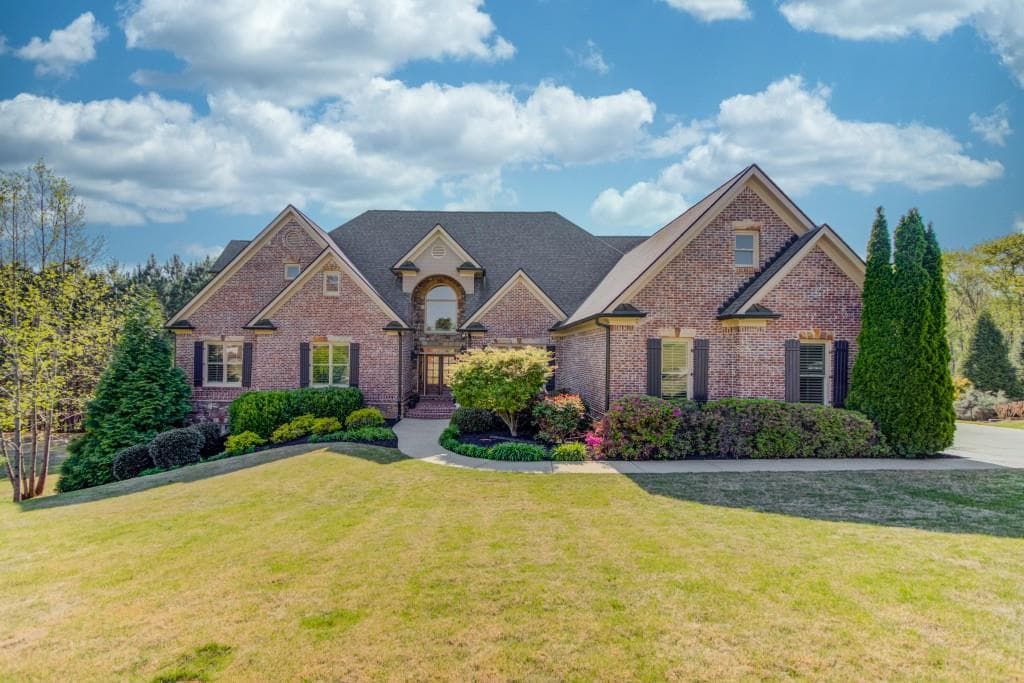 4550 Deer Creek Court, Flowery Branch, GA 30542 — most recent listing photo