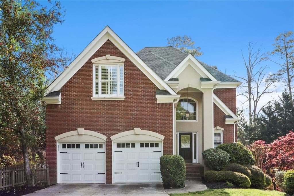4 bedroom, 4 bathroom, 3,692 sq ft single family residence sold at 2257 Wayside Drive, Brookhaven, GA 30319