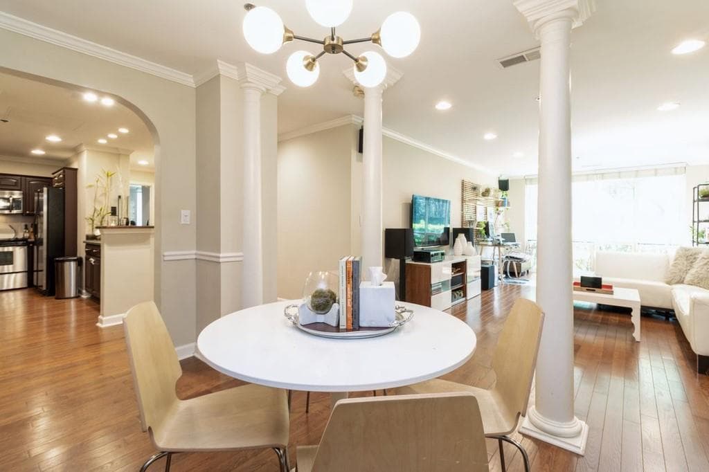 2870 Pharr Court South 107, Atlanta, GA 30305 — most recent listing photo