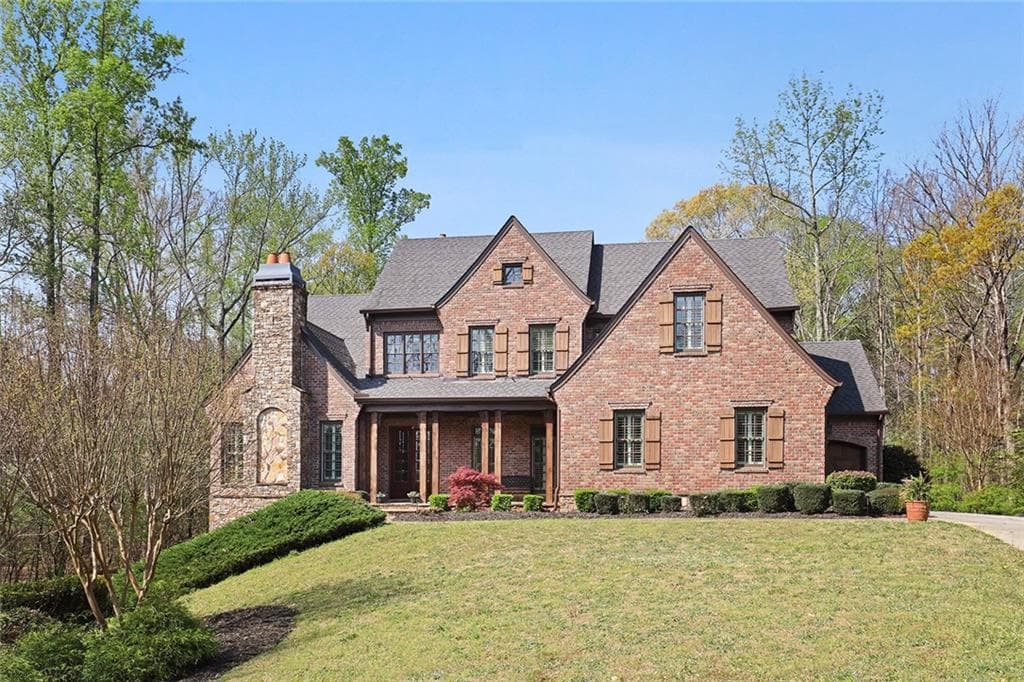 7 bedroom, 7 bathroom, 7,167 sq ft single family residence sold at 2885 Julias Way, Marietta, GA 30064