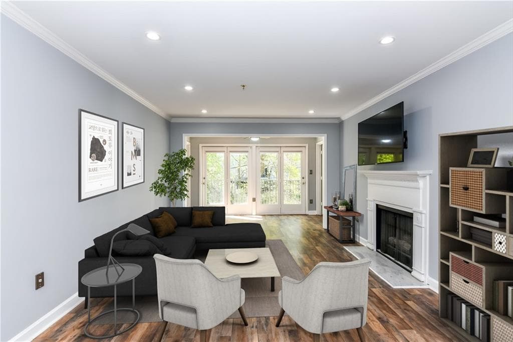 2 bedroom, 2 bathroom, 1,249 sq ft condominium sold at 3203 Lenox Road 4, Atlanta, GA 30324