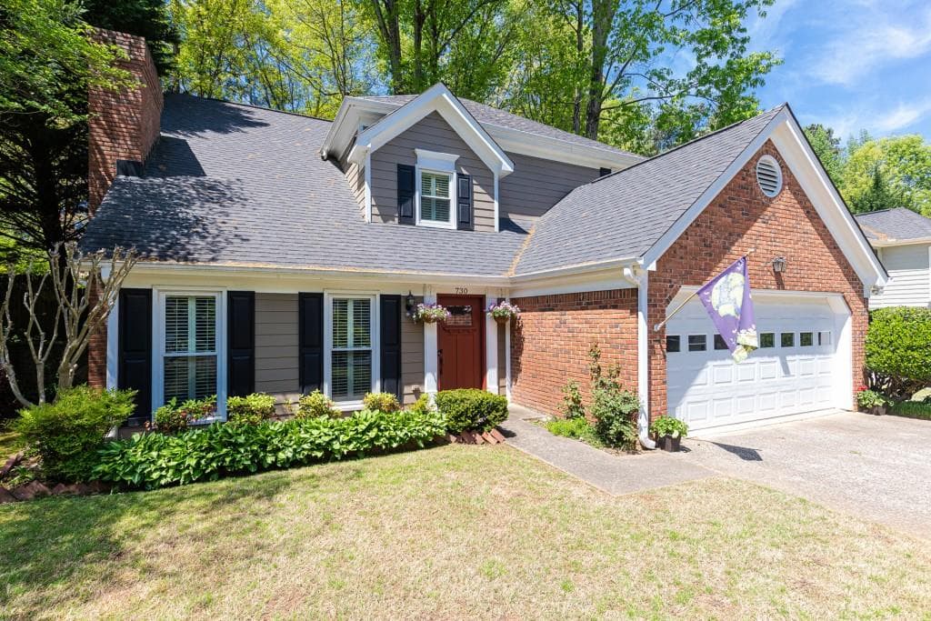 3 bedroom, 3 bathroom, 1,939 sq ft single family residence sold at 730 Whitehall Way, Roswell, GA 30076
