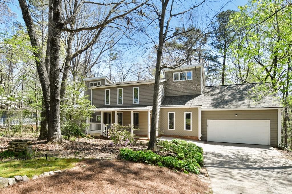 3095 Rivermont Parkway, Johns Creek, GA 30022 — most recent listing photo