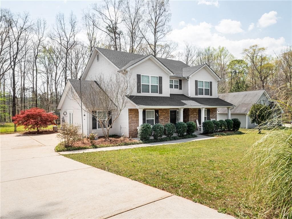 90 Shadowbrook Trace, Covington, GA 30016 — most recent listing photo