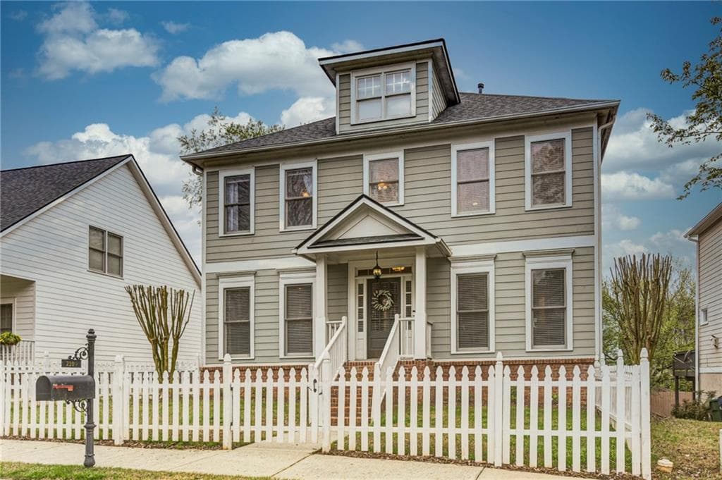 4 bedroom, 4 bathroom, 2,380 sq ft single family residence sold at 2109 Adams Overlook, Atlanta, GA 30318
