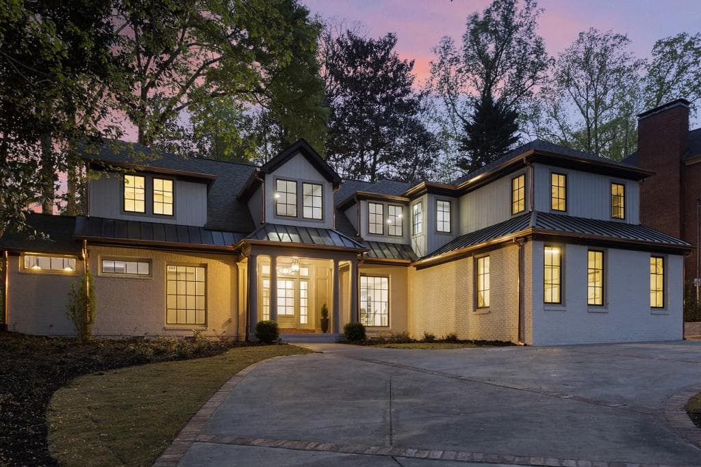 6 bedroom, 6 bathroom, 5,394 sq ft single family residence sold at 3230 W Andrews Drive, Atlanta, GA 30305