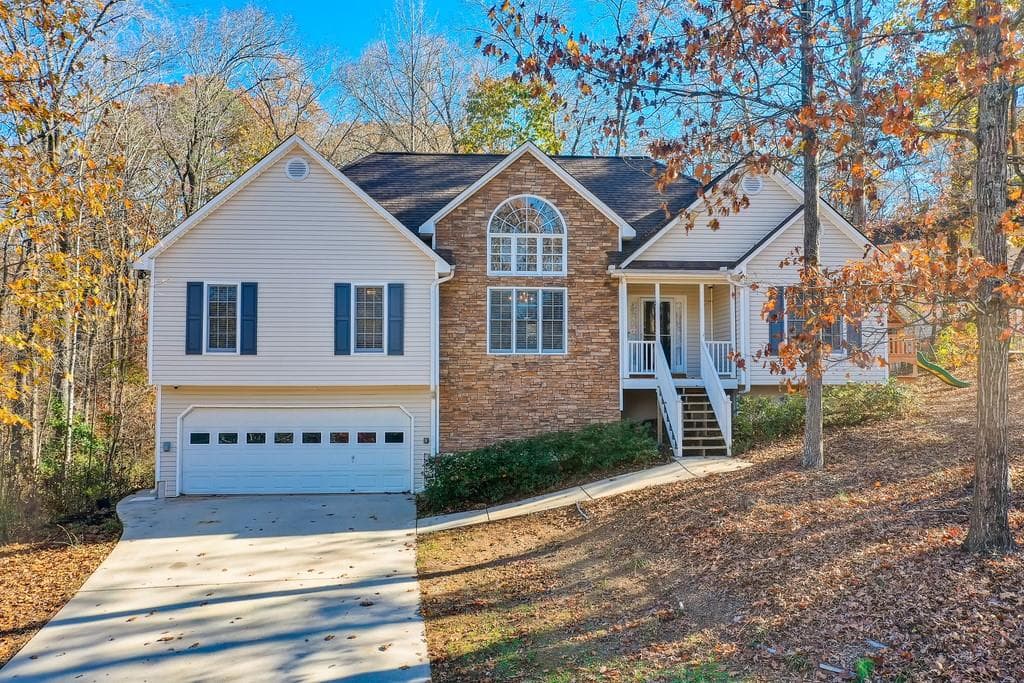 3 bedroom, 2 bathroom, 1,787 sq ft single family residence sold at 355 Ridge Brook Station, Canton, GA 30114