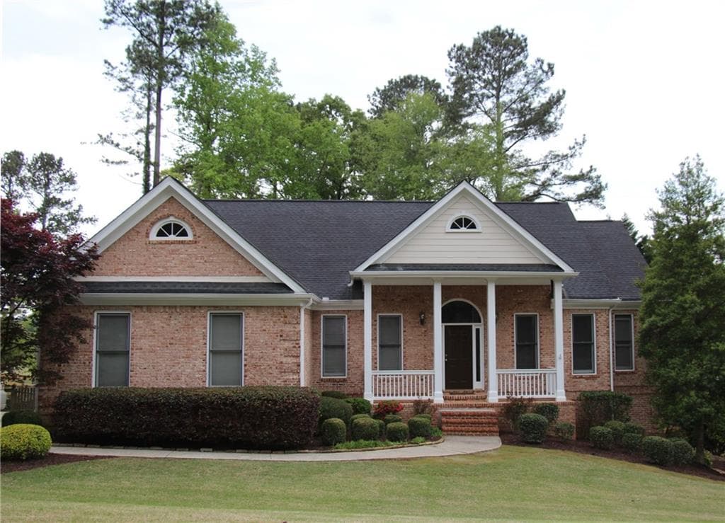 4 bedroom, 3 bathroom, 3,966 sq ft single family residence sold at 407 Jessica Lane, Woodstock, GA 30188