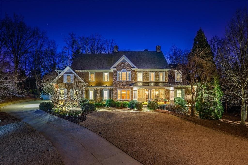 10 Highland Valley Court, Sandy Springs, GA 30327 — most recent listing photo