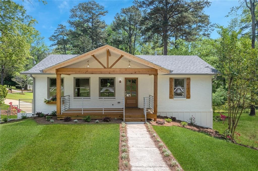 3 bedroom, 2 bathroom, 2,010 sq ft single family residence sold at 3529 Sexton Woods Drive, Chamblee, GA 30341